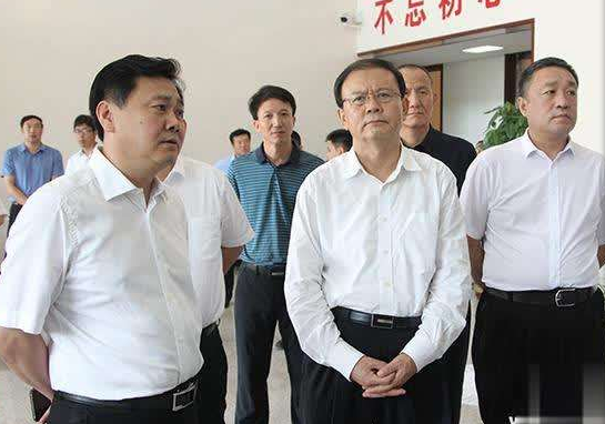 張古江到衡水多縣調(diào)研城鄉(xiāng)冬季清潔取暖，電源足額確?？諝饽懿膳? /><br />
</span></p>
<span style=